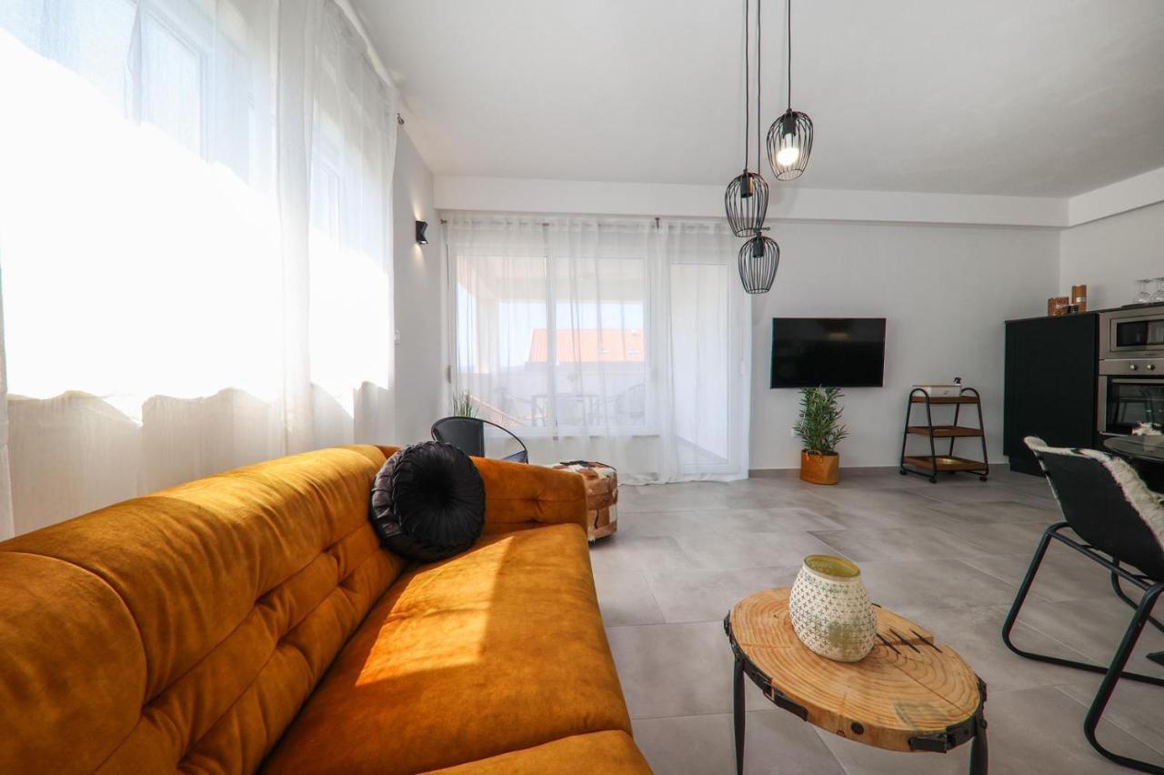 Apartment Nero Zadar Exteriör bild